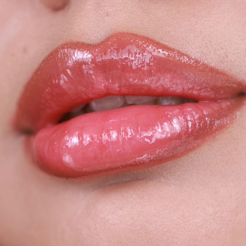 Lip Gloss Set - Cherry Cola  (NEW) - Picture 3 of 4